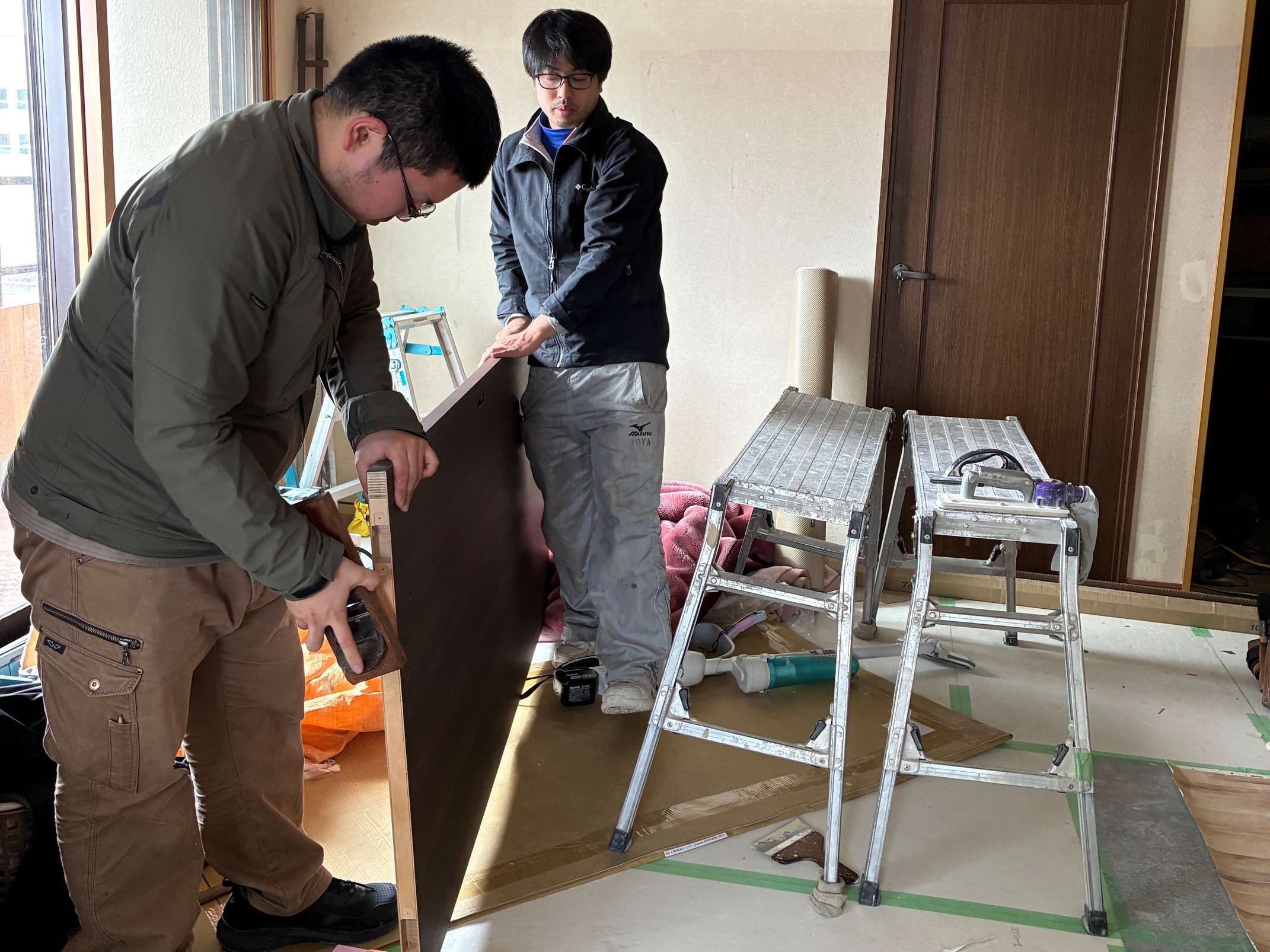 山形県山形市 ネオハイツ霞城公園様　木製建具