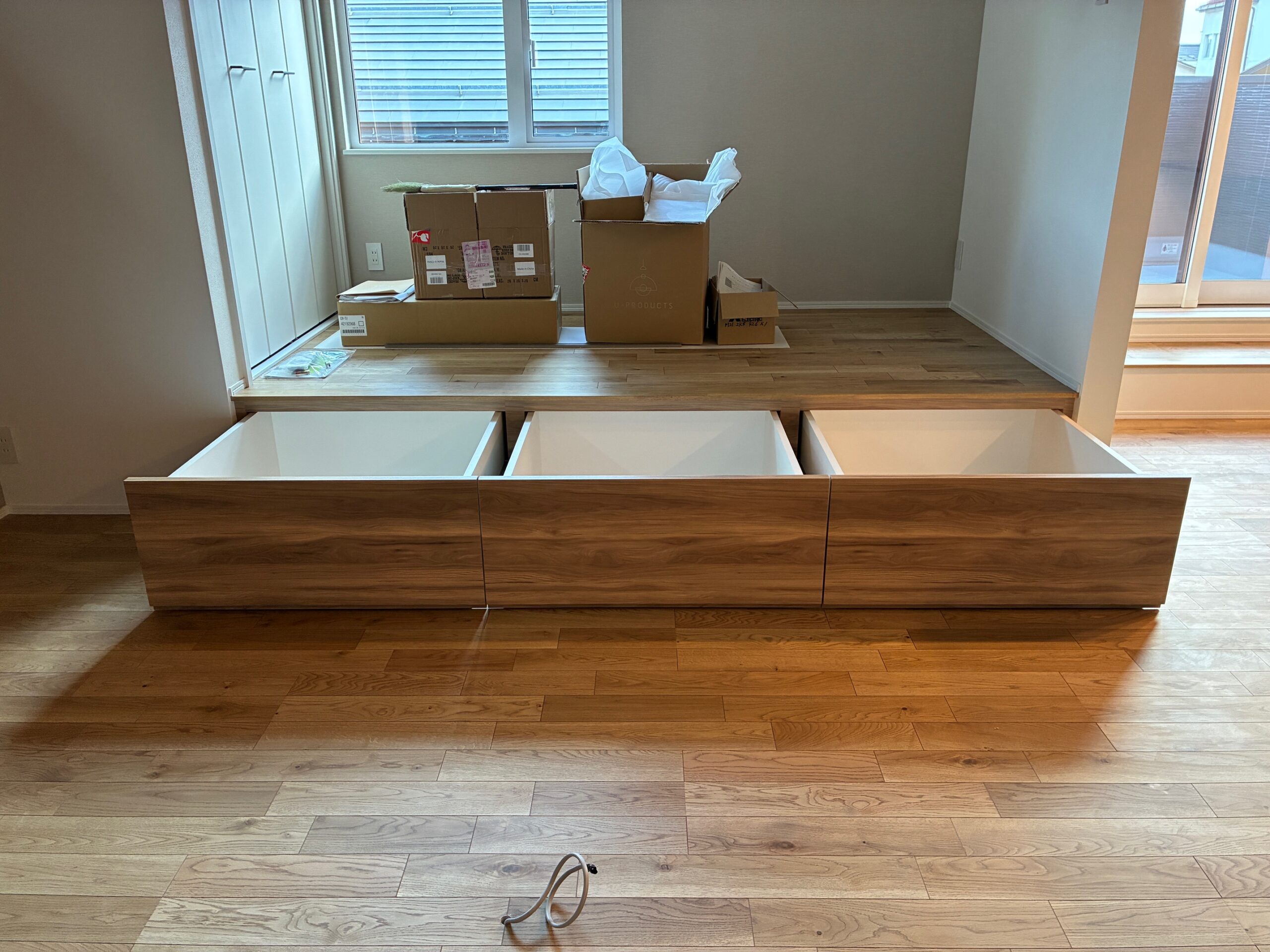 山形県山形市 M様邸　新築工事　小上がり引き出し収納製作工事